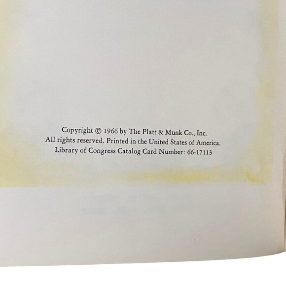 First Delights Tasha Tudor A Book About the Five Senses Hardcover Vintage 60s - Picture 4 of 7